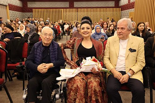 Şahsenem’den Kuaförlere ve Güzellik Sektörüne tam destek. 