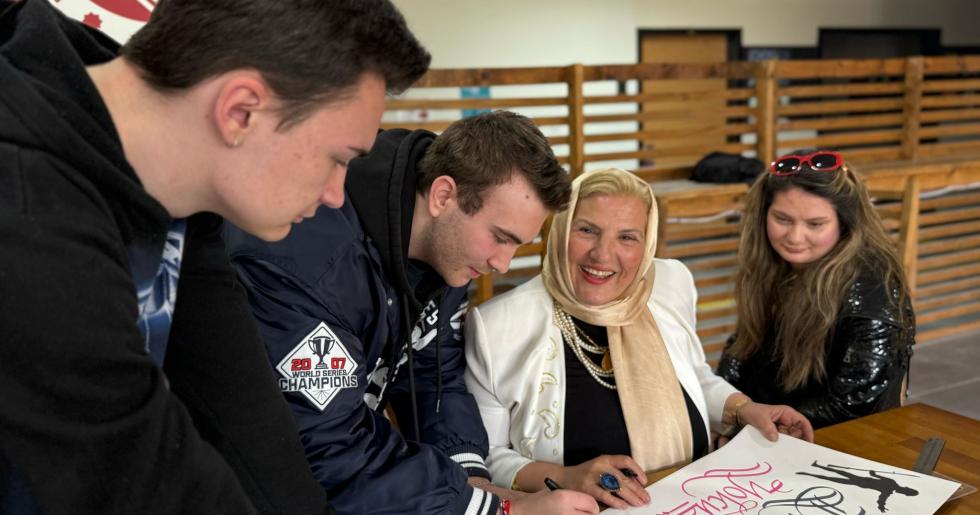 “Fatma Çiçek Geyik ile Kaligrafinin Ruhu” Etkinliği Rumeli Üniversitesi’nde Yoğun İlgi Gördü