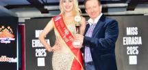 Miss Eurasia 2025 Tacı, İstanbul’da Yaşayan Odessa Güzeli Maria Tetievskaya’nın Oldu!