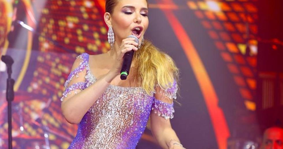 Peri Masalı Gibi Gecede “Kristal Gülben” Antalya’yı Büyüledi!