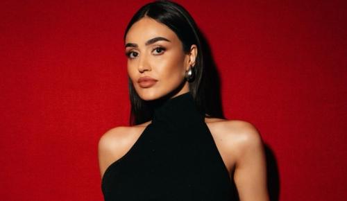 ELİF BUSE DOĞAN KENDİ ŞARKILARINI YENİDEN YORUMLADI