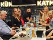 Ünlü İsimler Dil Çorbası İçin Bir Araya Geldi