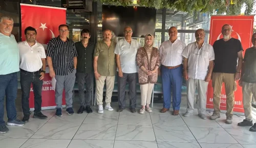 YGD, ‘Gazeteciler ve Basın Bayramı’nı bir kahvaltı ile kutladı