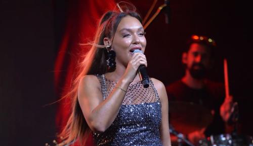 Cerem Onurluer’den Bodrum’da Müzik Dolu Gece