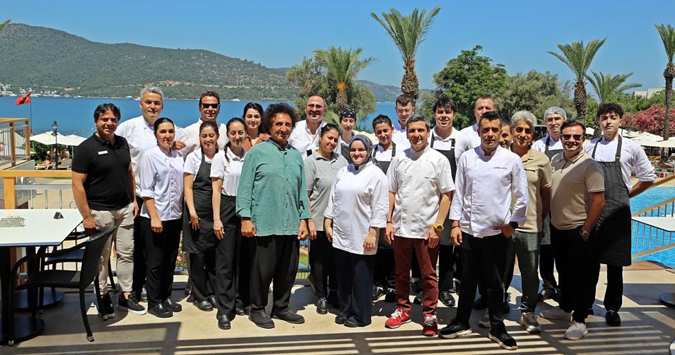 Ünlü şef “Bodrum’da aç gözlüler turizme darbe vuruyor”