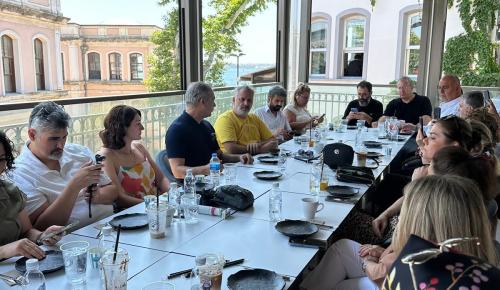 Zeynep Mansur ve Şebnem Özinal Tatil İçin Kalkan’ı Tercih Etti
