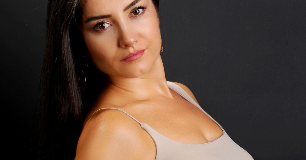 Pelin Sezgin’den Yeni Single: “Konuyu Biliyorsun”