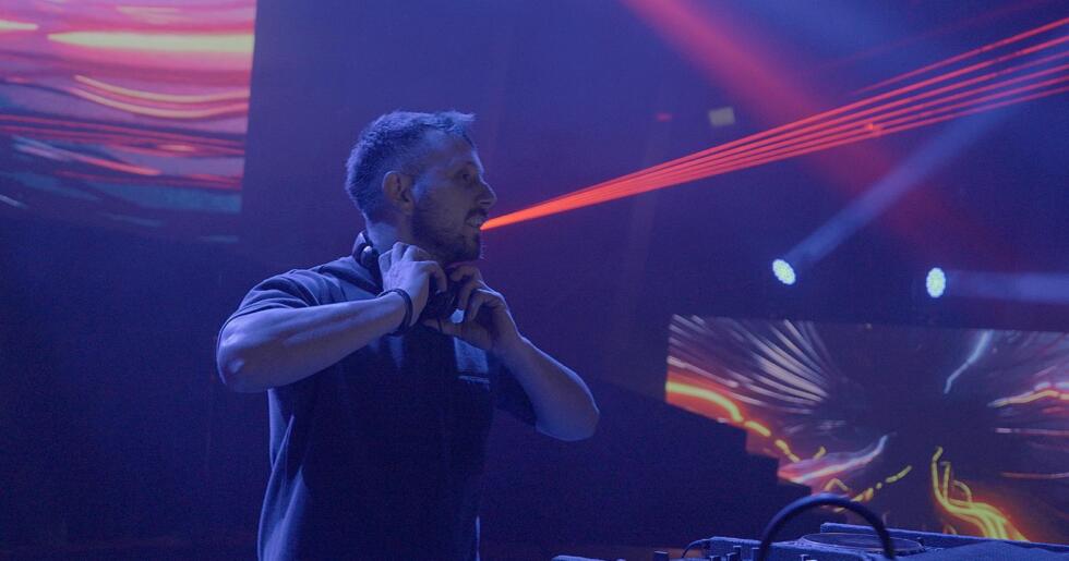 (DJ  South Music ) Güney KILIÇ kimdir?