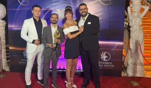 ALTIN YILDIZ ÖDÜL TÖRENİNDE EREN KESER DİŞ KLİNİĞİ DİKKAT ÇEKTİ