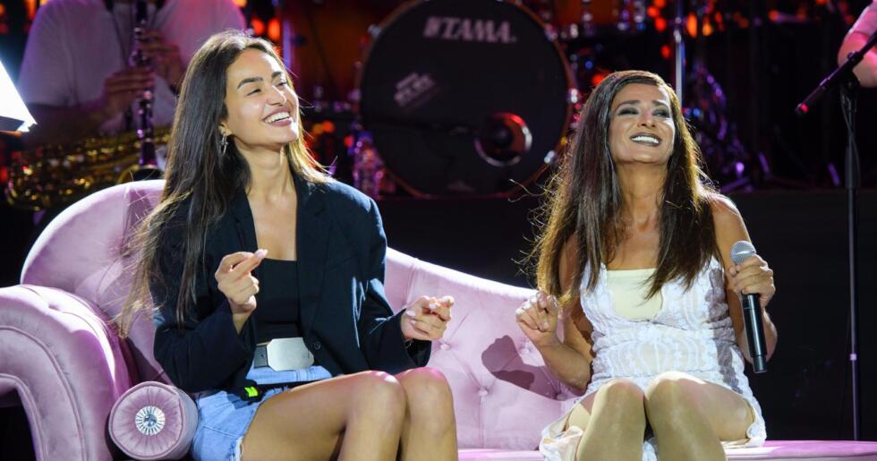 Yıldız Tilbe’den Harbiye’de Yıldızlar Geçidi!