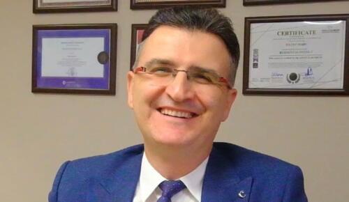 Prof. Dr. Bülent Demir ”Damarların Ötesinde: Hayata Dokunan Hekim”