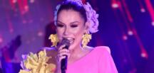 Deniz Seki’den yakın dostunun düğününde unutulmaz performans
