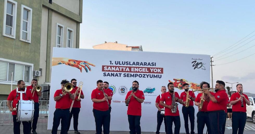 SANATTA ENGEL YOK VAKFI, İLK SEMPOZYUMUNU MÜREFTE’DE GERÇEKLEŞTİRDİ