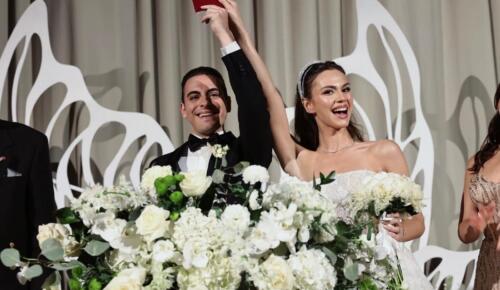 UĞURCAN ALP VE ESRA ERDOĞAN RAFFLES İSTANBUL’DA GÖRKEMLİ BİR TÖRENLE “EVET” DEDİ!