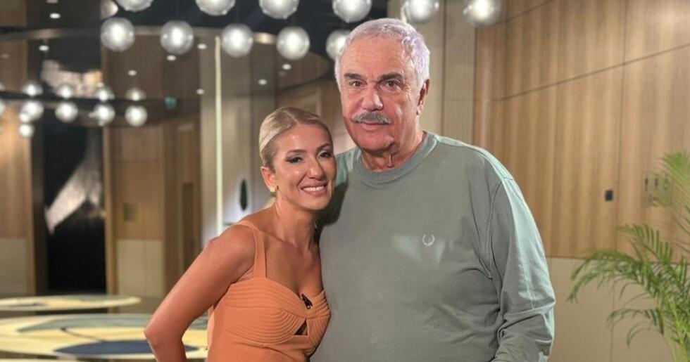 HALİL ERGÜN İÇİNDE SAKLI KALAN TUTKUNUN ŞARKICILIK OLDUĞUNU İLK DEFA AÇIKLADI