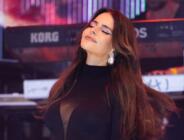 Simge Yeni Albümünü Görkemli Bir Partiyle Tanıtıyor!