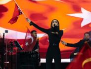 Elif Buse Doğan, Cumhuriyet Bayramı’nı Tokat’ta Coşkulu Bir Konserle Kutladı