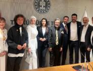 Bakandan yemek sözü aldı… Kültür ve Turizm Bakanı Mehmet Nuri Ersoy ile Londra’da Türk yemeği yiyecekler…
