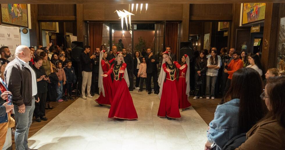 6 Ekim 1924’te Mustafa Kemal Atatürk’ün Kars’a gelişinin 101. yılı, kentin tarihî hafızasına sahip çıkan Otel 1924’te düzenlenen anlamlı bir programla kutlandı.