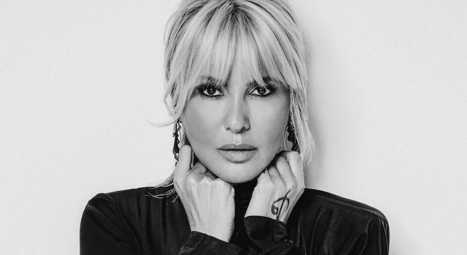 Gülben Ergen’den bomba gibi dönüş!