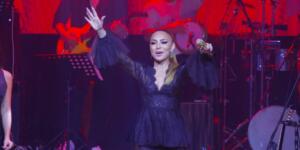 Ziynet Sali’den Muazzez Abacı’ya Duygulandıran Saygı…