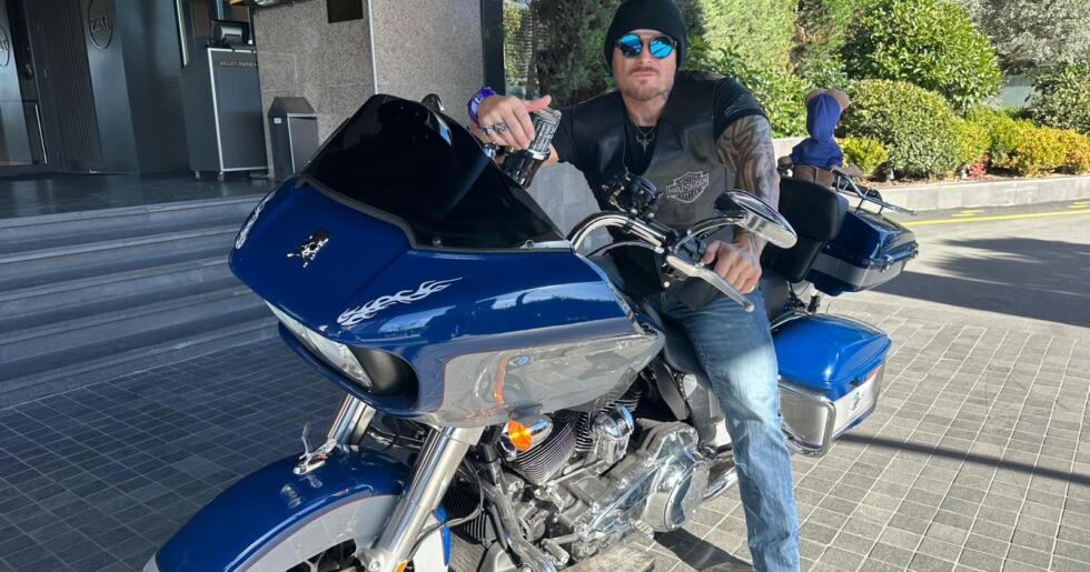 Hollywood yıldızı motorla Türkiye turunda