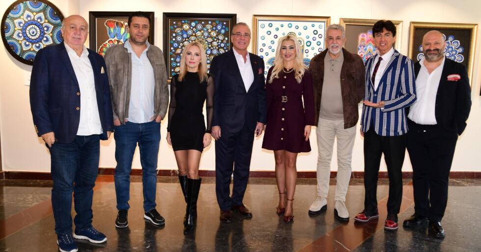 Engelliler yararına resim sergisi… Vakıf yararına resim sergisi