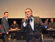 Aygün Karadoğan’dan Sanata Saygı Duruşu: Zeki Müren Şarkısıyla Çorlu Sahnesinde