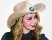 Atike’den   ’10 Dilde 10 Şarkı’