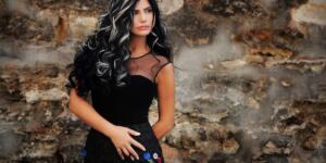  “Kına’nın Yıldızı Berna Tan: Acıdan Doğan Başarı Hikâyesi”