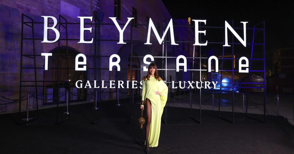 DİLAN ÇİÇEK DENİZ HİLAL ALTINBİLEK VE  KUBİLAY AKA  BEYMEN TERSANE AÇILIŞINDA GÖRÜNTÜLENDİ