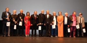 KADIN KUAFÖRLERİ, USTAYA VEFA, MESLEĞE SAYGI ÖDÜL TÖRENİ İÇİN TARİHİ EMEK SİNEMASI’NDE BULUŞTU