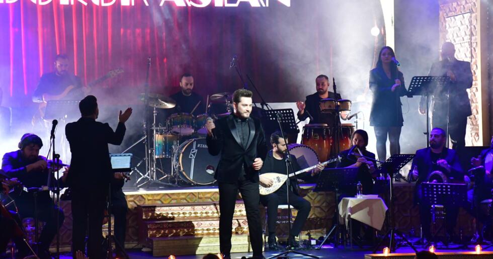 AŞK’A BAHANEM DEDİ, ARABESKE BOMBA GİBİ DÜŞTÜ! Doruk Aslan’dan Çarpıcı Çıkış.