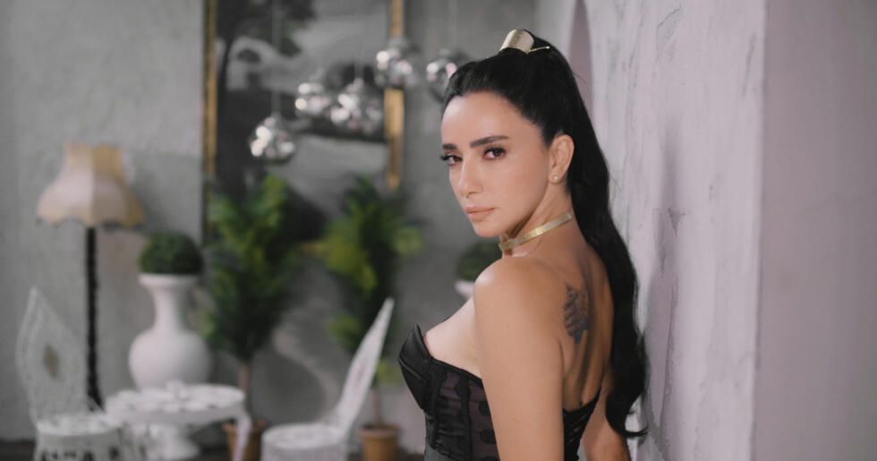 Öykü Gürman’dan yeni tekli “Bak Hepsi Bu”