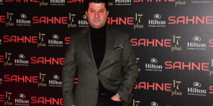 TARİHİ ALİ BABA BALIK LOKANTASI SAHİBİ KENAN YILDIZ’DAN GECEYE DAMGA VURAN KUTLAMA