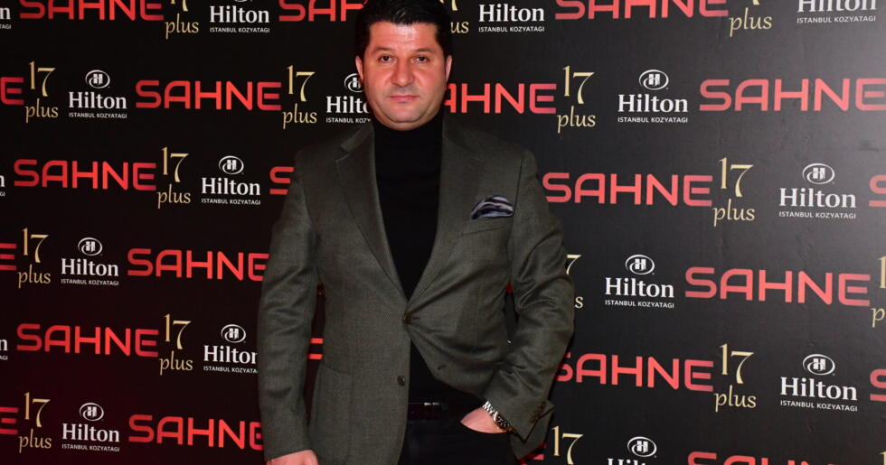 TARİHİ ALİ BABA BALIK LOKANTASI SAHİBİ KENAN YILDIZ’DAN GECEYE DAMGA VURAN KUTLAMA