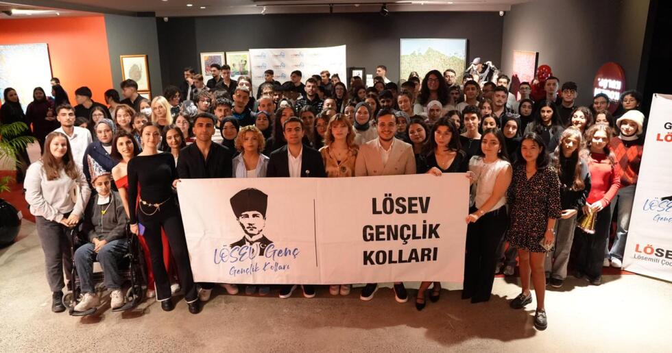 LÖSEV GENÇLERİ İSTANBUL’DA BİR ARAYA GELDİ