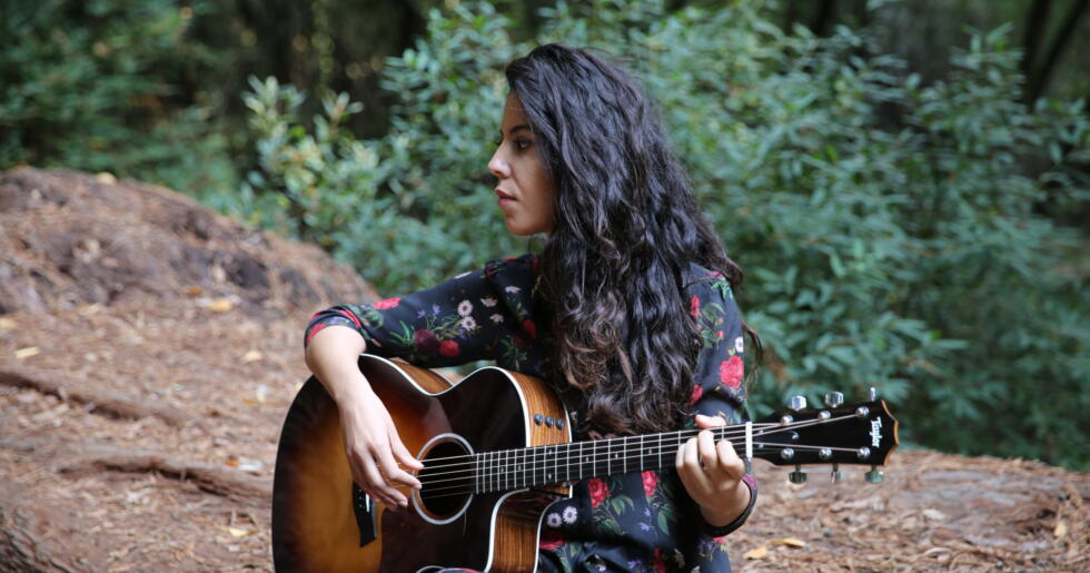 Modern Çağın Kadın Ozanı Neslihan’dan İkinci Güçlü Adım: “Hadi Sar En Başa” Klibi ile Yayında