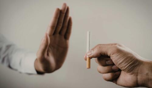 SİGARA İRADE MESELESİ DEĞİL, TEDAVİ EDİLEBİLİR BİR BAĞIMLILIKTIR!