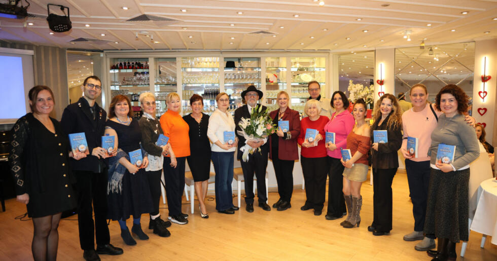 3.İmza günü Küçük Kulüp’de