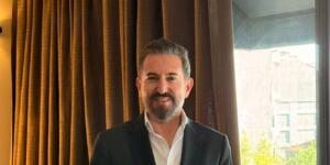 Sevgililer Günü’nde Güzelliğinizi Çekici Dudaklar ile Tamamlayın