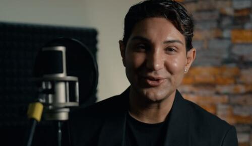 Reşat Gümüştaç’tan Müzik ve Sahne Atağı!