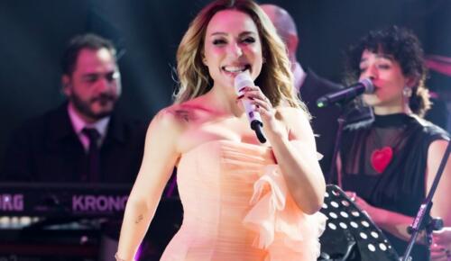 Ziynet Sali’den Kıbrıs’ta Aşk Dolu Sevgililer Günü