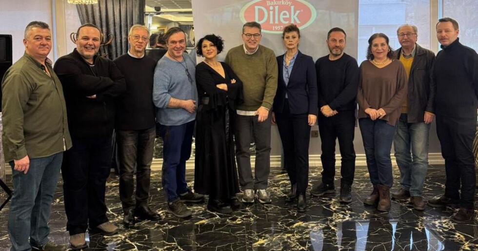 FİLMSAN 2025-2026 SEZONUNDAKİ OYUNLAR İÇİN ÖDÜL KATEGORİLERİNİ AÇIKLADI…