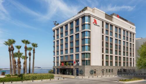 Şehrin Kalbinde, Aşkın İzmir Marriott Hali