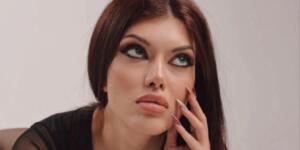 Başarılı Model Sabrina  Kimdir ?