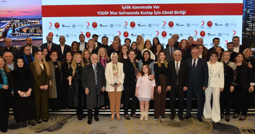 İyilik Sofrasında Buluşan Kalpler