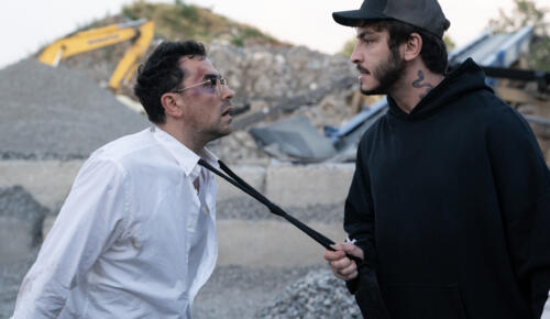 BORAN KUZUM’UN   ANA KADROSUNDA YER ALDIĞI ABD NETFLIX YAPIMI,  BIG MISTAKES’İN İLK FRAGMANI YAYINLANDI!