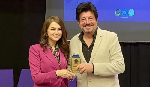 EKİN AKKAŞ’DAN KADINLAR GÜNÜNE HALAYLI KUTLAMA