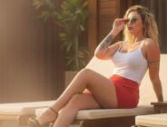 MODA İKONU OLMA YOLUNDA EMİN ADIMLARLA İLERLİYOR